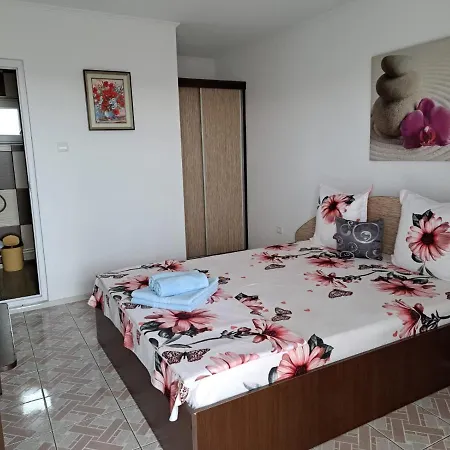 Casa Eliandrei دووا مايْ